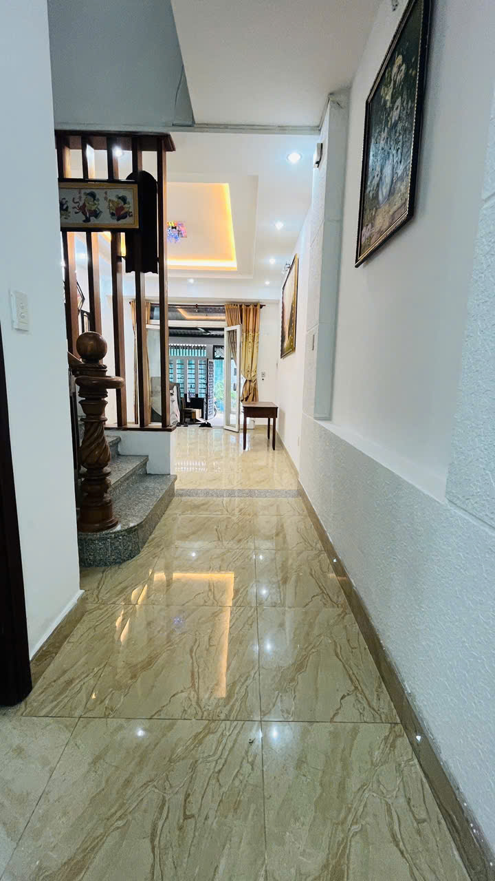 KÈO THƠM...RẺ NHẤT KHU VỰC, 84M2 ĐÚC 2 TẤM, Ô TÔ ĐỖ SÂN, Ở NGAY