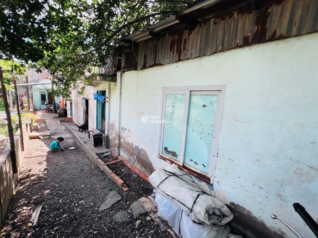 Mặt tiền view sông Q8, 210m2 ngang 7.1m tiện xây mới, SHR vuông vưc hoàn công, 15 tỷ TL