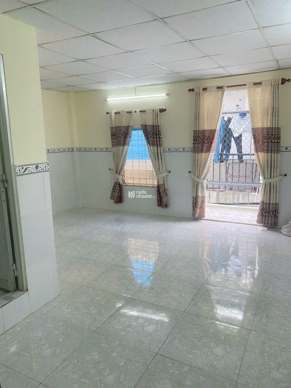 BÁN NHÀ SHR, ĐƯỜNG SONG HÀNH QUỐC LỘ 22, GẦN CHỢ ĐẦU MỐI, 5,4X9M