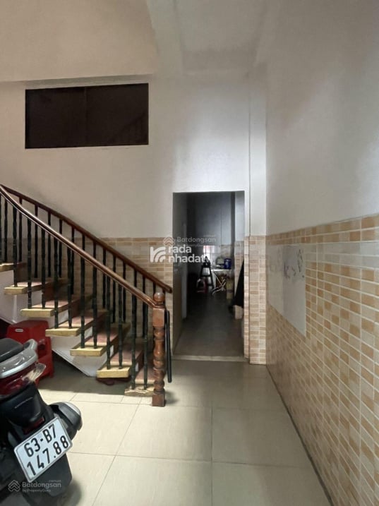 Độc quyền nhà mặt tiền Bình Phú P11 Q6, đối diện công viên Bình Phú (4x20) 4 tầng 