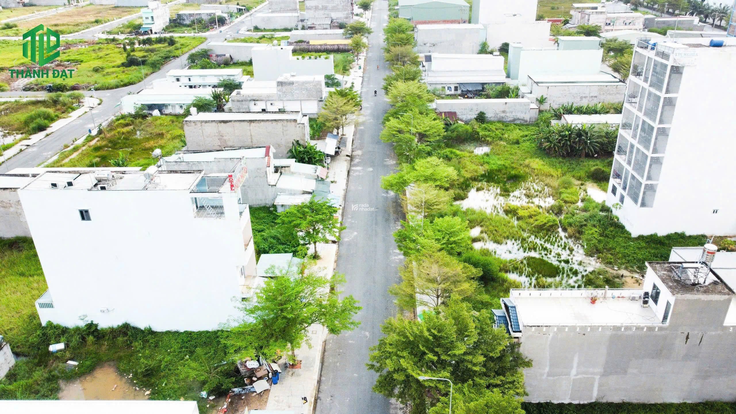Chính chủ gửi bán lô view cực đẹp, ngay trục đường Võ Văn Kiệt nối dài, SHR