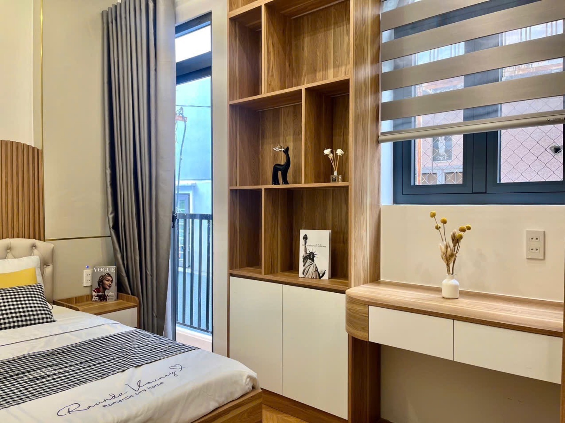 HẺM 3M THÍCH QUẢNG ĐỨC, PHÚ NHUẬN, 20M2 MỚI Ở NGAY. GIẢM 200TR CHỈ 5T