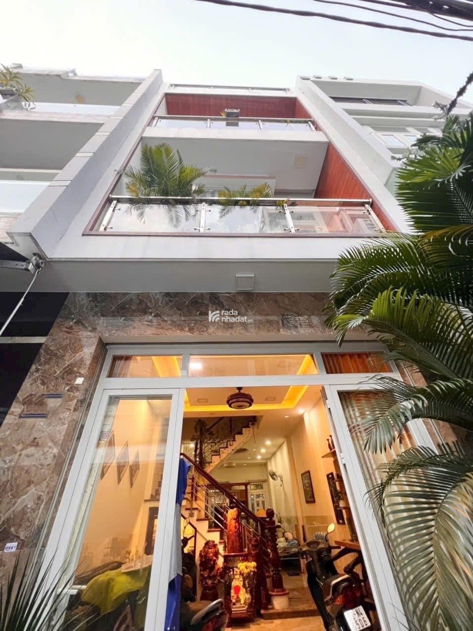 Nhà đẹp giá rẻ Âu Dương Lân P3 Quận 8 DT 40.9m2, sổ hồng riêng