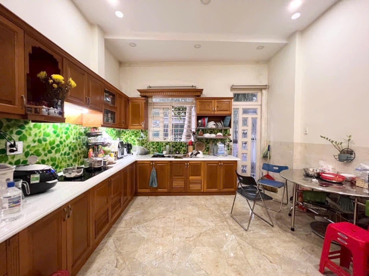 Nhà đẹp giá rẻ Âu Dương Lân P3 Quận 8 DT 40.9m2, sổ hồng riêng