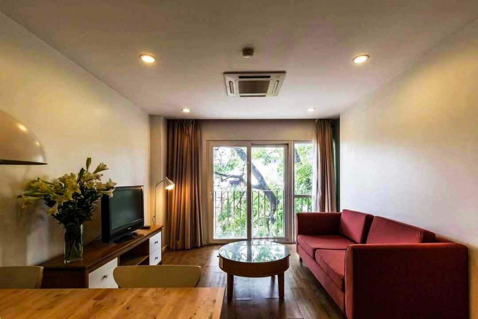 BÁN NHÀ BIỆT THỰ    : Vĩnh Hưng , có. gara ô tô, nhà rộng   5 tầng , mặt tiền 5m , 25  tỷ,  