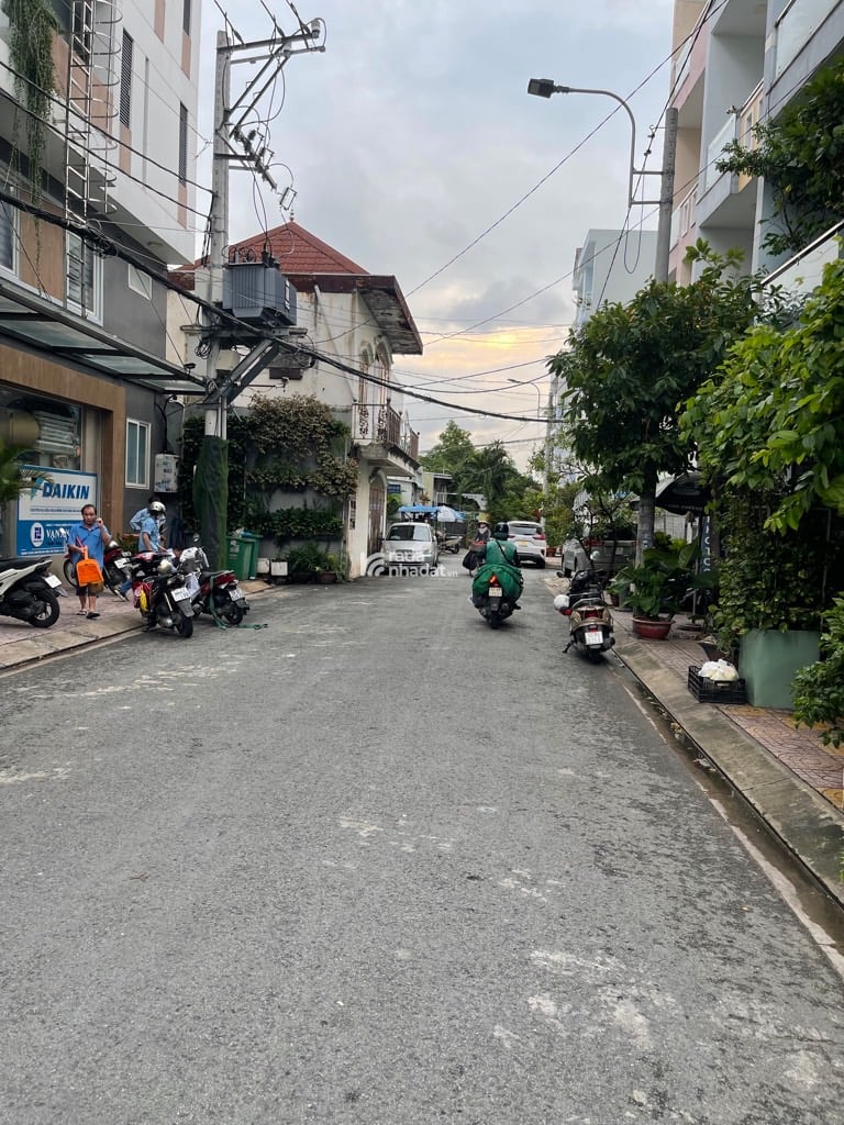 GẦN KCN TÂN BÌNH, HẺM XE HƠI NGUYỄN HỮU TIẾN, TÂN PHÚ, 275M2 HIẾM CÓ. GIẢM 550TR CHỈ 30.5T TL