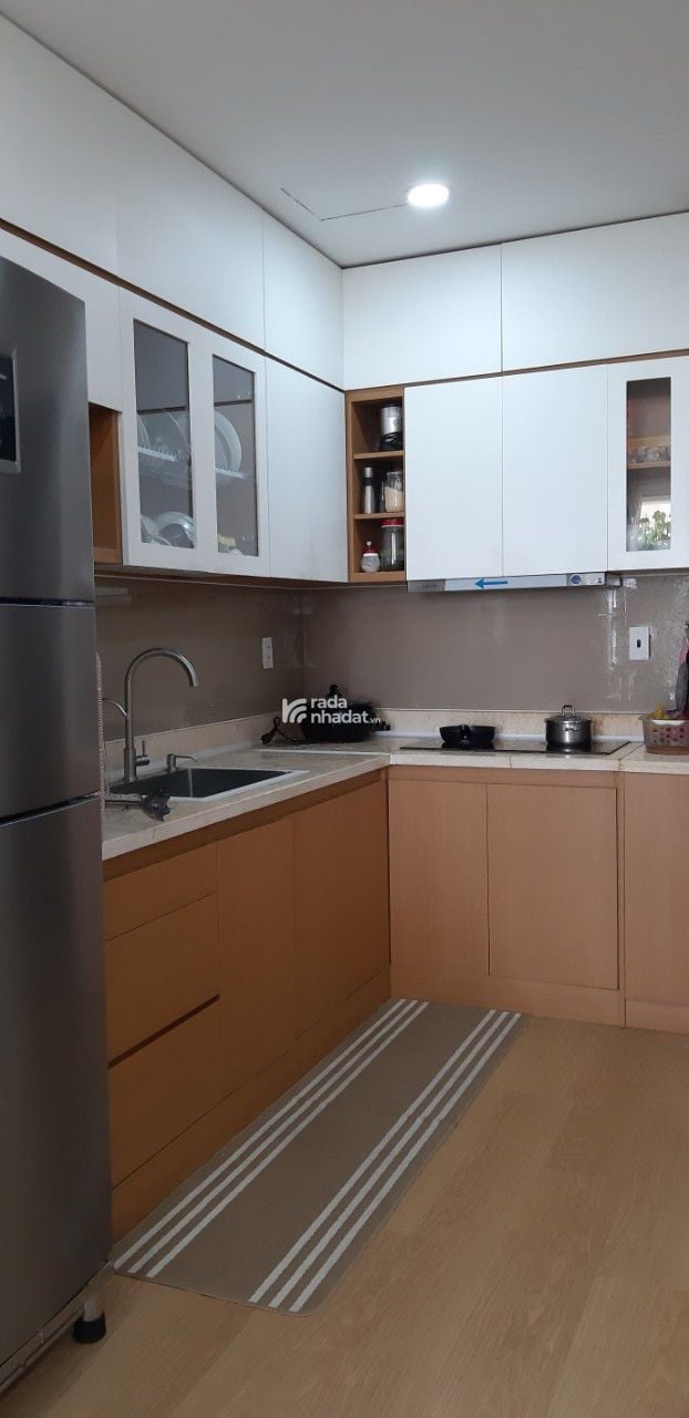Cho thuê chung chư 282 Lĩnh Nam. Căn hộ 3 ngủ 92,7m2 đầy đủ nội thất. Tầng trung thoáng mát
