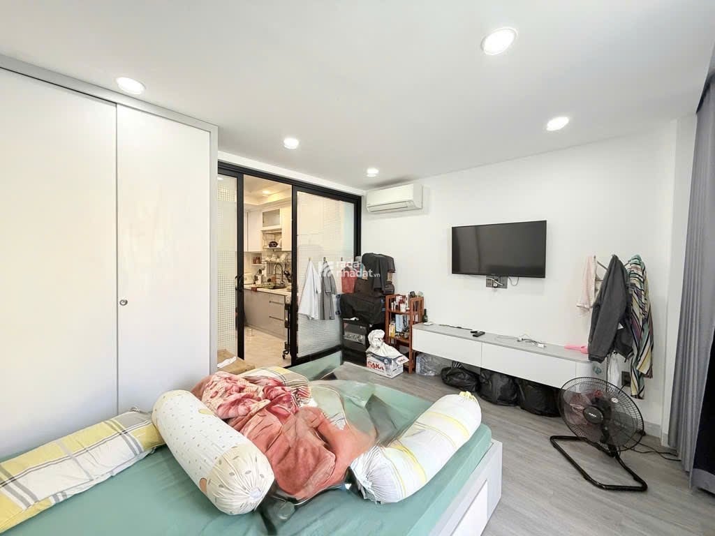 MẶT ĐƯỜNG THÍCH QUẢNG ĐỨC P5 PN - ĐẮC ĐỊA - KINH DOANH SẦM UẤT - NHÀ XÂY MỚI- 60M (4x15) - 5 TẦNG