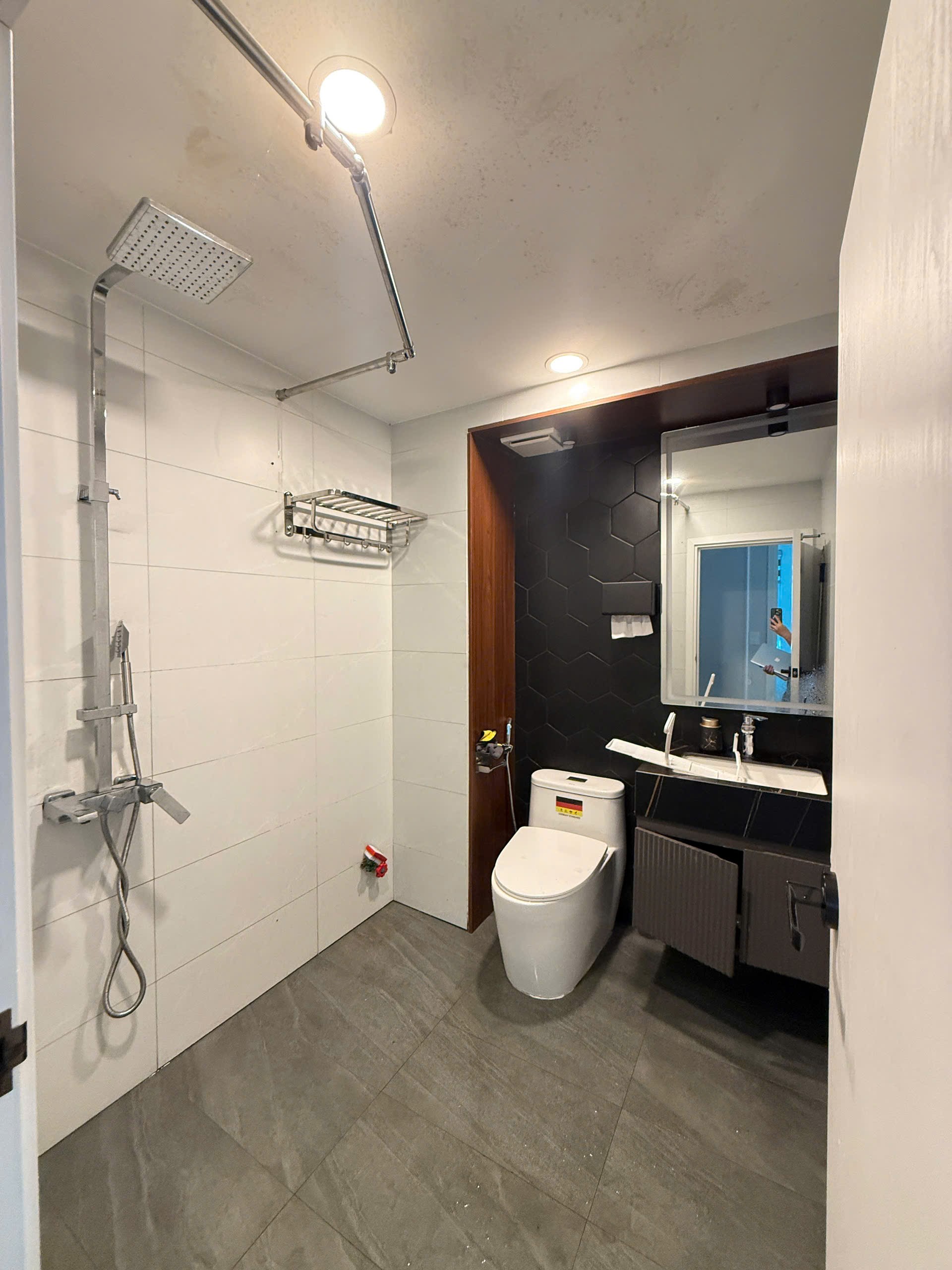 CHO THUÊ CĂN HỘ COSMO CITY - Nguyễn Thị Thập Quận 7  - 78m2 2PN  2WC Full NT