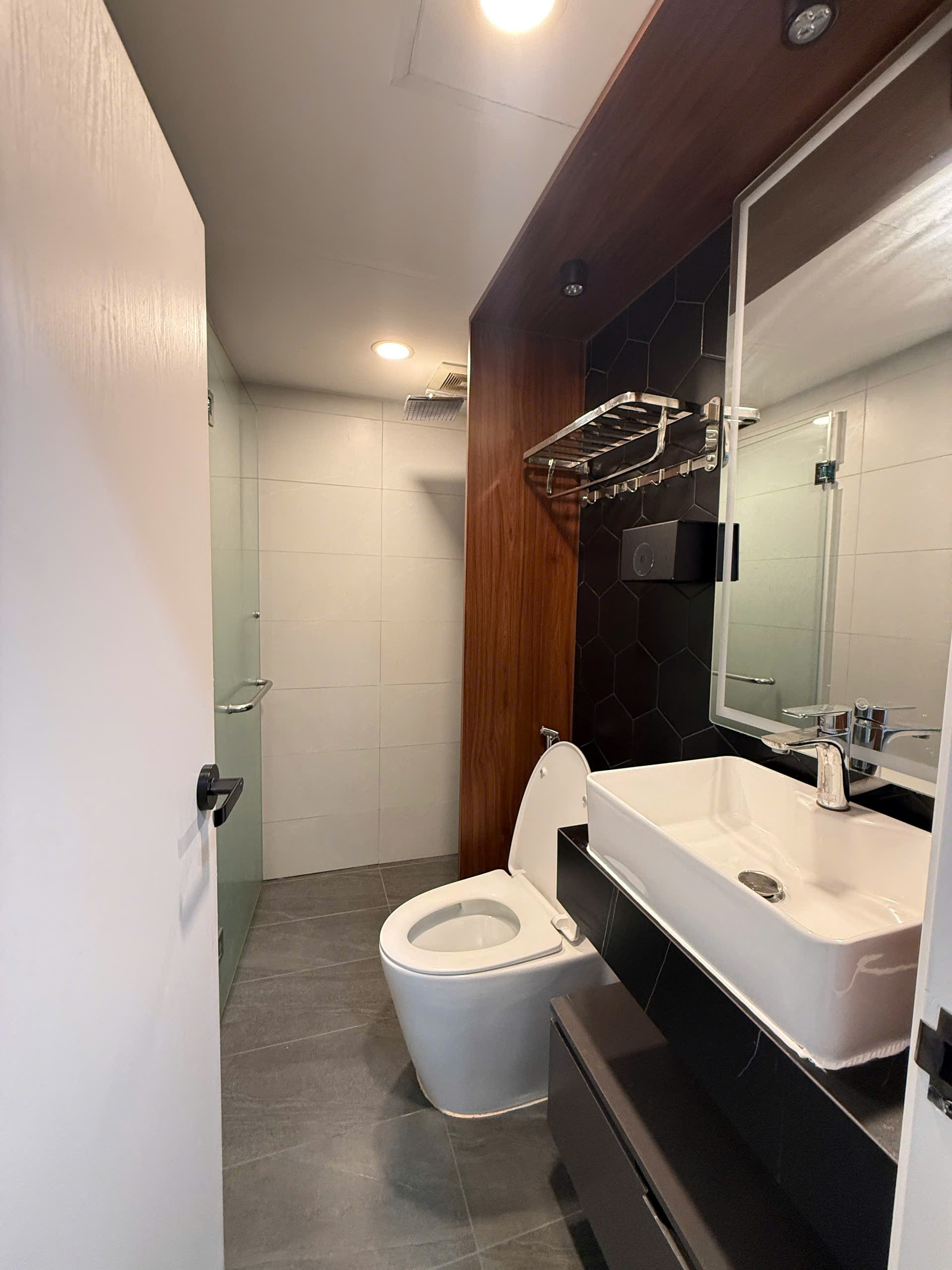 CHO THUÊ CĂN HỘ COSMO CITY - Nguyễn Thị Thập Quận 7  - 78m2 2PN  2WC Full NT