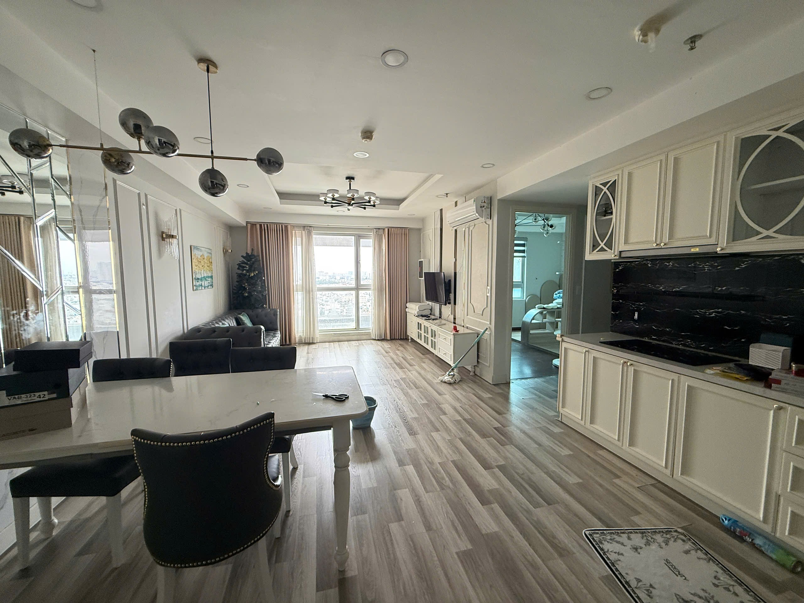 CHO THUÊ CĂN HỘ COSMO CITY - Nguyễn Thị Thập Quận 7  - 78m2 2PN  2WC Full NT