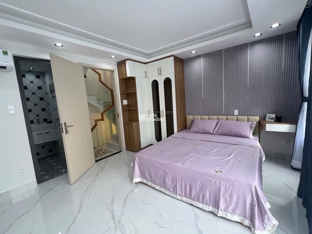 BÁN NHÀ 2 MẶT TIỀN HẺM TRẦN HƯNG ĐẠO Q1 . NHÀ 4 TẦNG CHỈ 14.2 TỶ TL