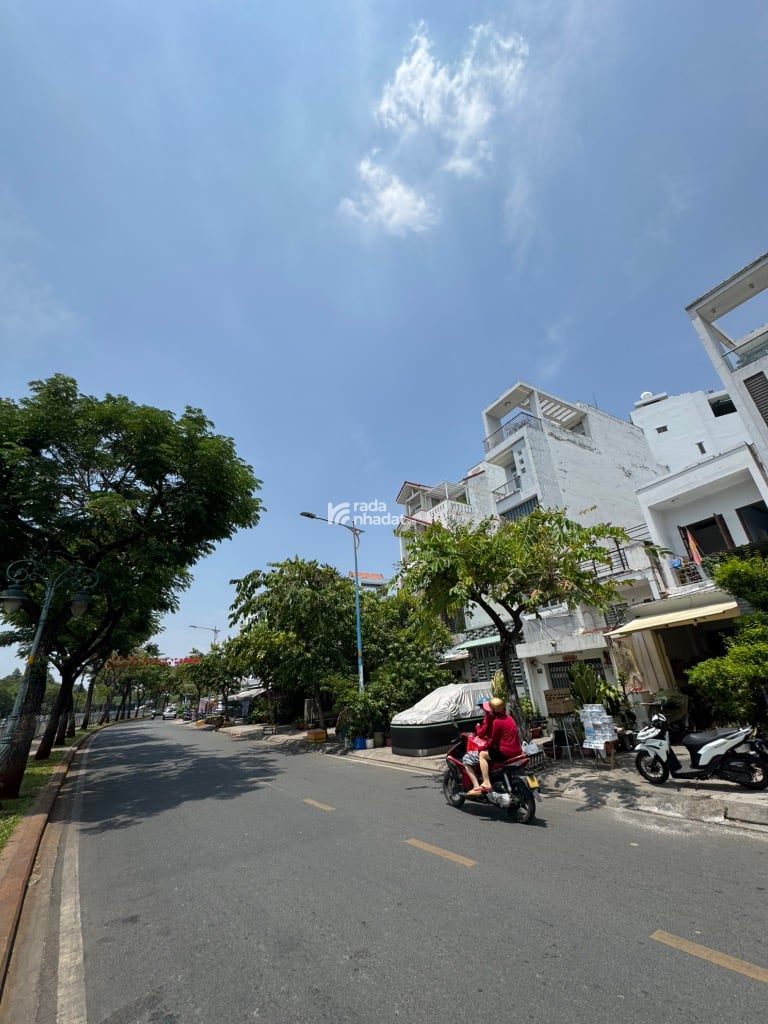 MẶT TIỀN LÒ GỐM VĂN THÂN - NHÀ 4 TẦNG -  6.4M*18M - Ở VÀ KINH DOANH NHIỀU LĨNH VỰC