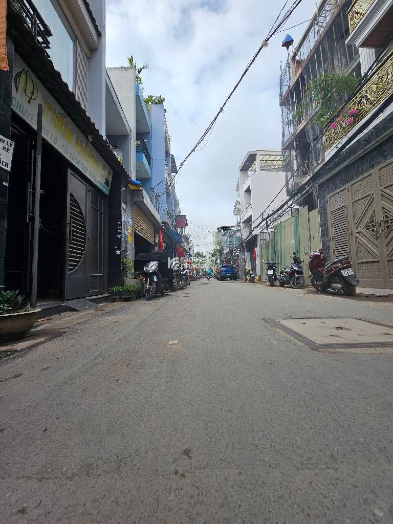  Đường số 5.  Phường Bình Hưng Hòa  Quận Bình Tân   