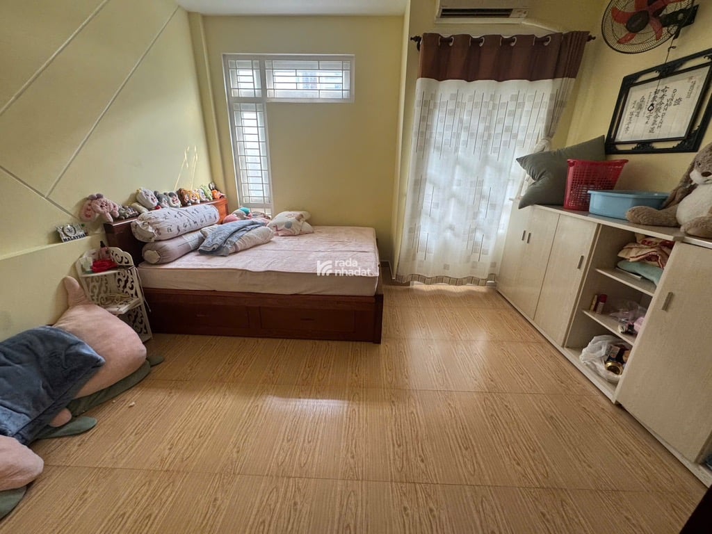 HẺM XE HƠI - NHÀ 2 MẶT HẺM - 5 TẦNG - GIÁP Q10, Q.11 - KHU DÂN TRÍ TỐT - GẦN CHỢ 