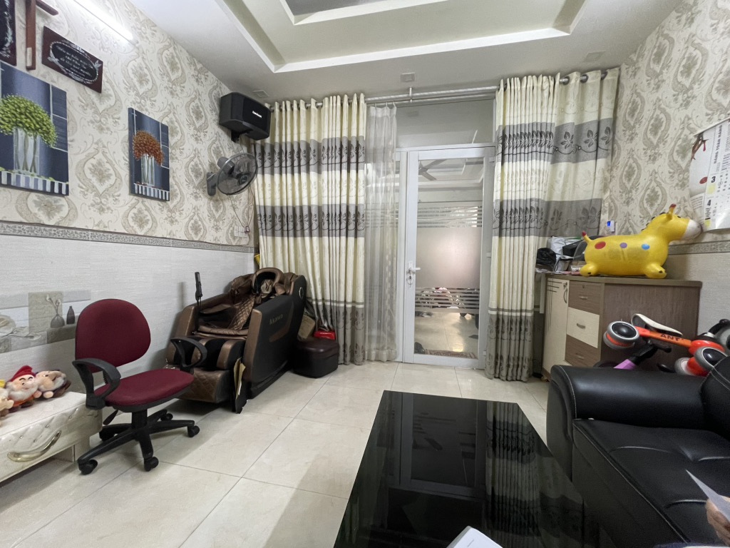 KHU VỰC HIẾM NHÀ BÁN, GIỮA CHỢ BÀ HOA, KINH DOANH, CHO THUÊ CÓ DÒNG TIỀN.