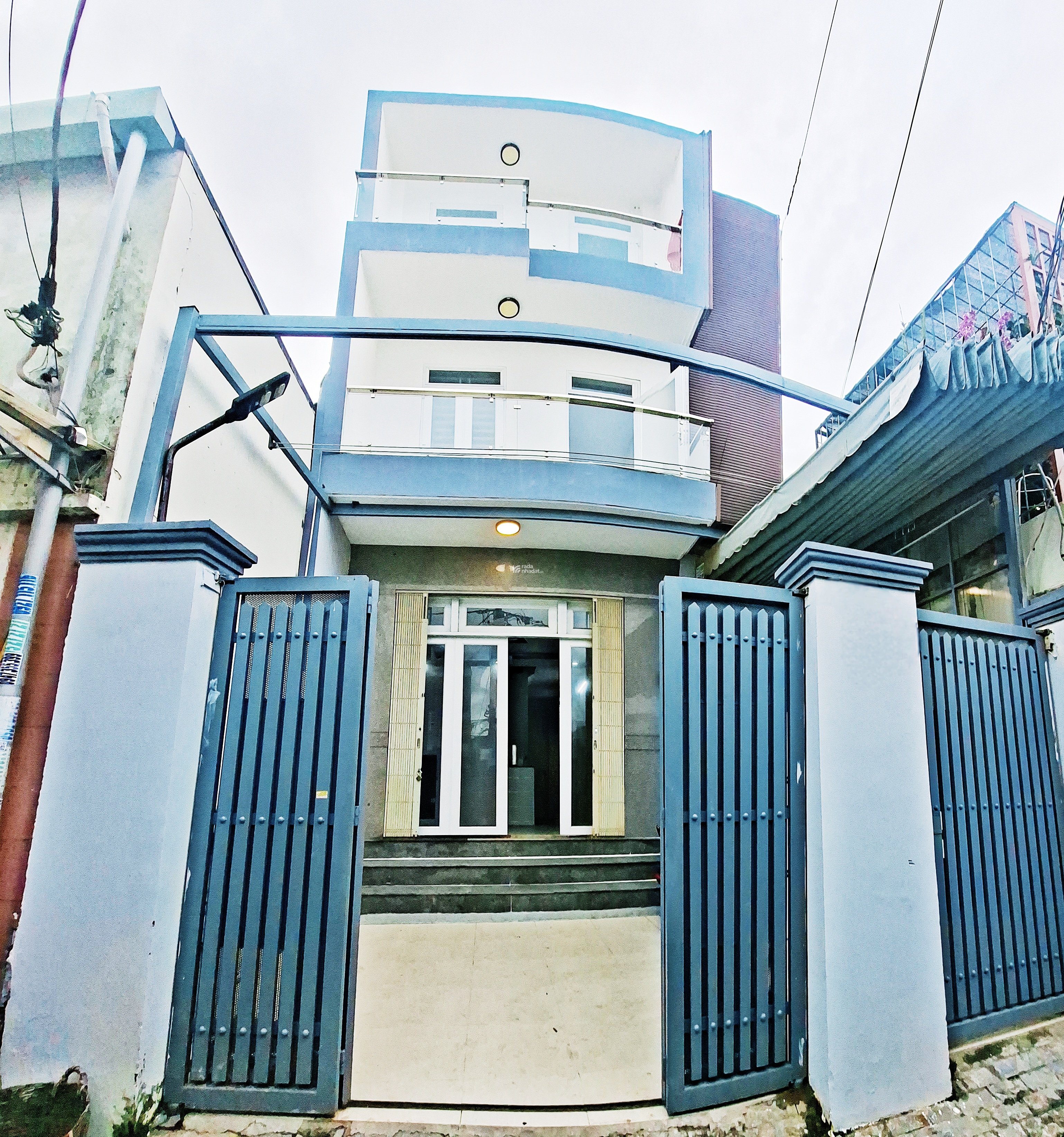 BT - 3 tầng đúc - Gần Aeon mall Tên Lửa - 100m2 (5.6x18m) - hẻm ô tô vào nhà - pháp lý chuẩn