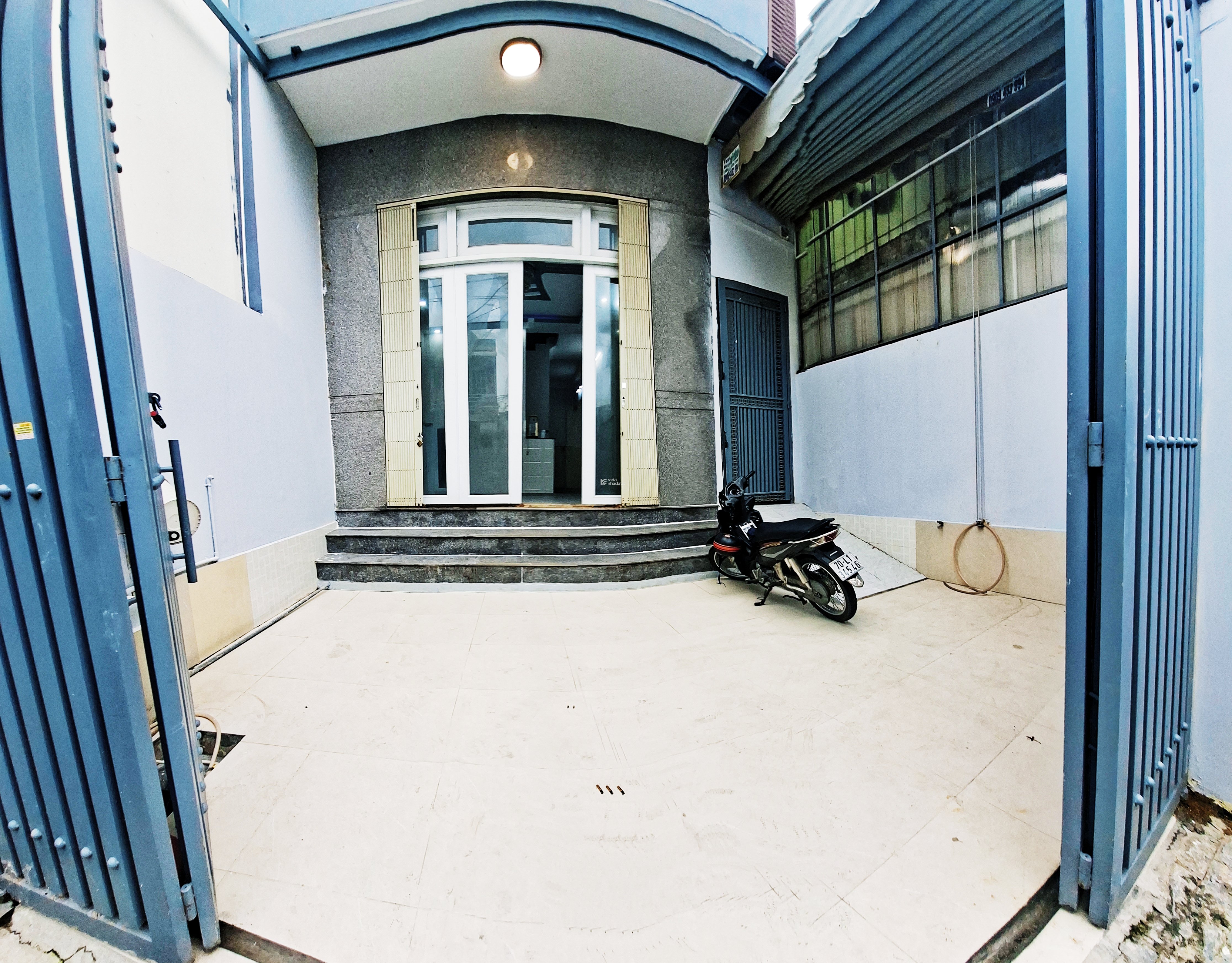 BT - 3 tầng đúc - Gần Aeon mall Tên Lửa - 100m2 (5.6x18m) - hẻm ô tô vào nhà - pháp lý chuẩn