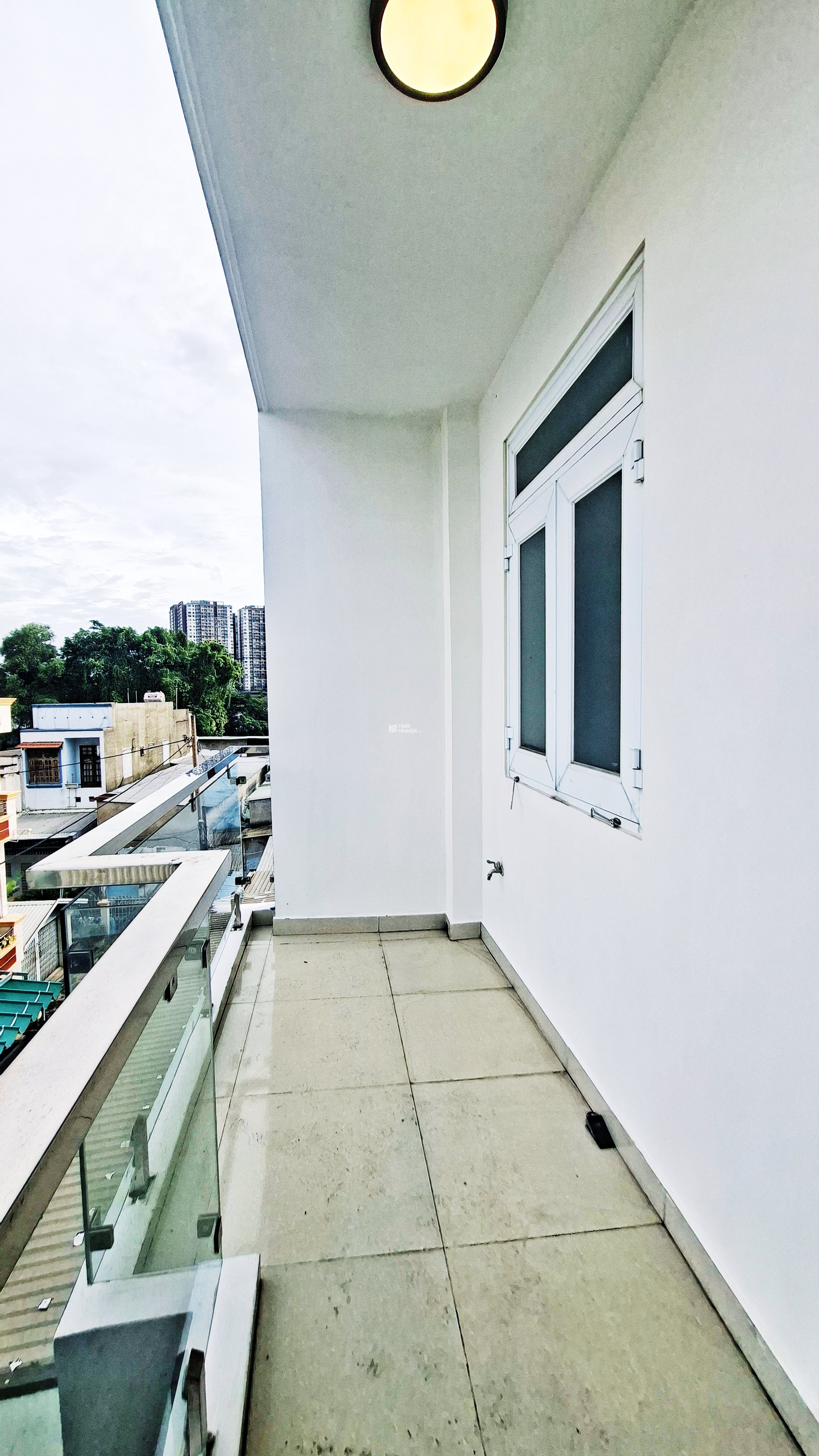 BT - 3 tầng đúc - Gần Aeon mall Tên Lửa - 100m2 (5.6x18m) - hẻm ô tô vào nhà - pháp lý chuẩn