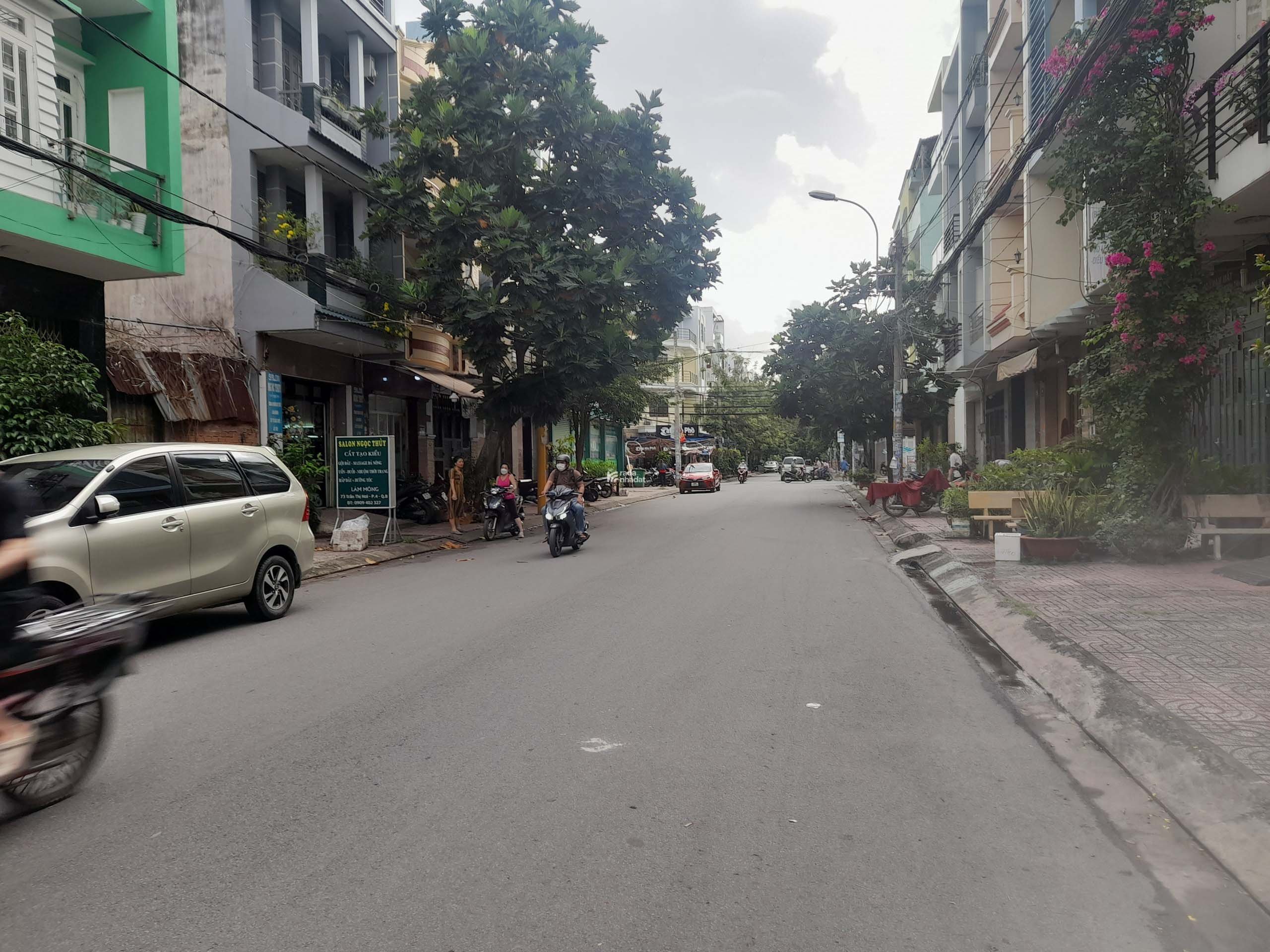 BÁN NHÀ MẶT TIỀN FULL CĂN HỘ DỊCH VỤ KDC CAO LỖ, THU NHẬP 360TR/NĂM, Quận 8