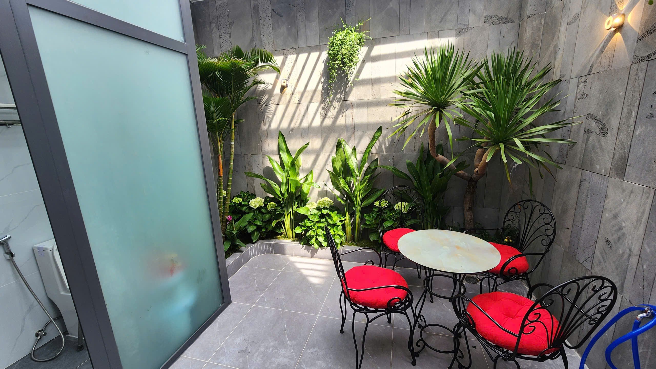 NHÀ PHỐ CAO CẤP, 4 TỶ NHẬN NHÀ - KDC PHÂN LÔ TX21, Q.12