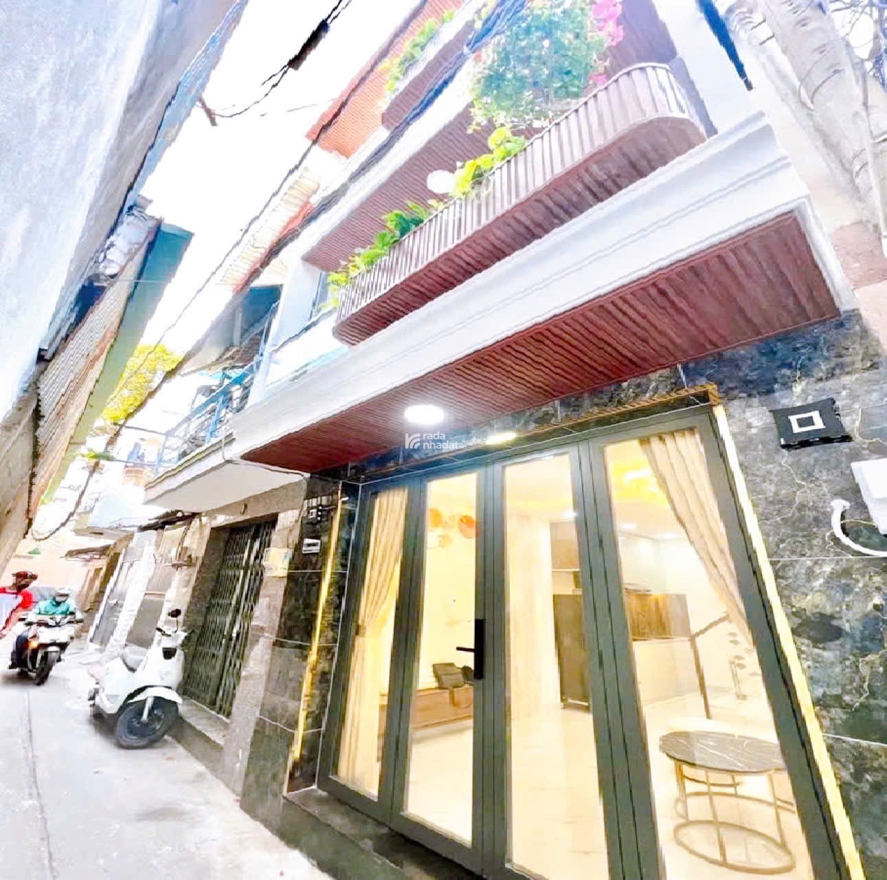 Bán nhà Quận 3 , Trần Văn Đang , 3.7 x 6.1 m , 3 Tầng , Giá 4.7 tỷ  