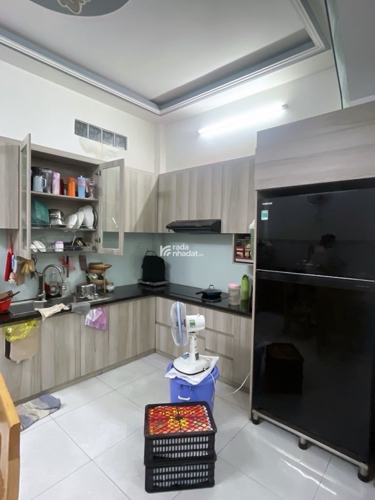 NHÀ 4 TẦNG BTCT - LÊ THÚC HOẠCH - VƯỜN LÀI - NGANG 4.65X8 - DTCN 38M2 - 4 PN - 3 WC