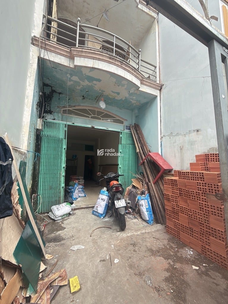 HẺM 8M THÔNG- TÔN ĐẢN- KHÁNH HỘI QUẬN 4-DT: 80M2- 6 TỶ 5