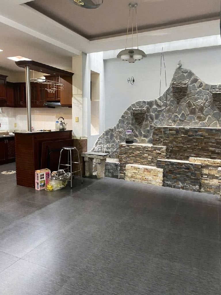 NHÀ VIP NGAY CHỢ PHẠM VĂN HAI, TÂN BÌNH, 133M2 CÓ KC TIỆN CẢI TẠO MỚI. GIẢM 750TR CHỈ CÒN 18.5T TL 