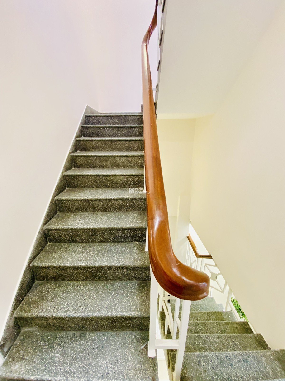 NHÀ 3 TẦNG 62m2 NỞ HẬU HXH 1 TRỤC NGUYỄN VĂN KHỐI - 6.55 TỶ
