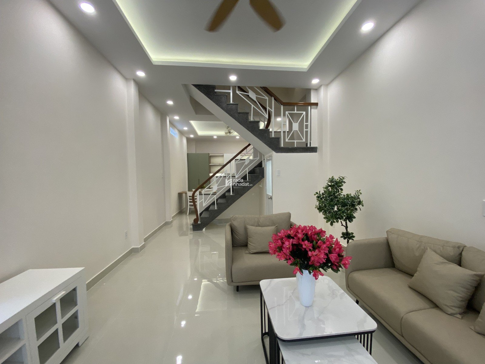 NHÀ 3 TẦNG 62m2 NỞ HẬU HXH 1 TRỤC NGUYỄN VĂN KHỐI - 6.55 TỶ