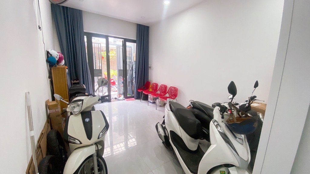 Lê Văn Sỹ Phường 13 P. Phú Nhuận