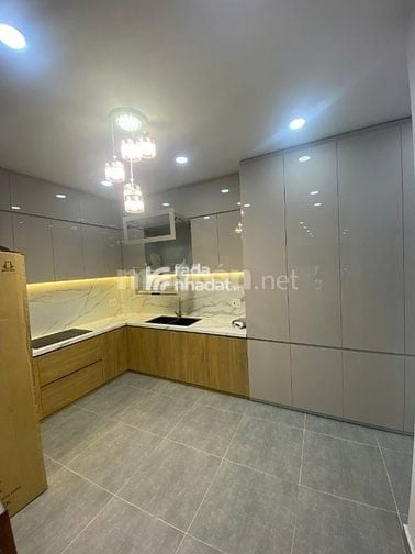  BÁN NHÀ 2 MẶT TIỀN HẺM VIP TRẦN HƯNG ĐẠO - KINH DOANH TỐT - DÒNG TIỀN 80TR/TH - QUẬN 1