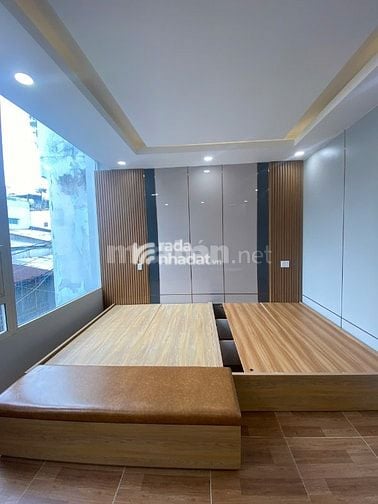  BÁN NHÀ 2 MẶT TIỀN HẺM VIP TRẦN HƯNG ĐẠO - KINH DOANH TỐT - DÒNG TIỀN 80TR/TH - QUẬN 1
