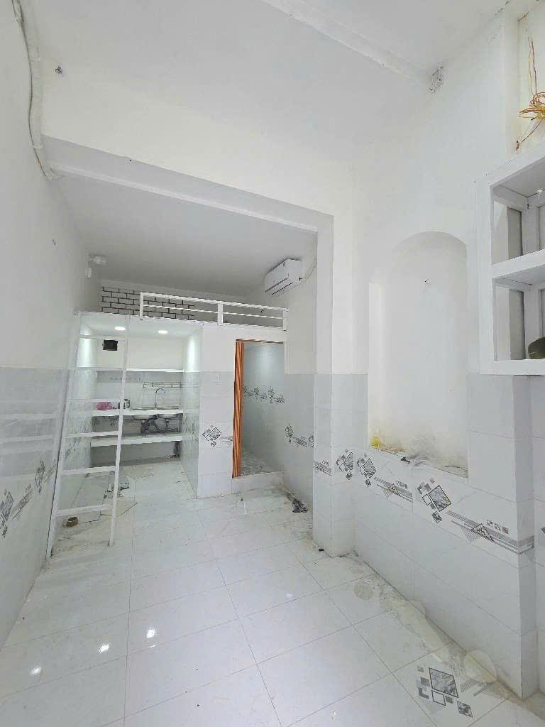 CHDV Nguyễn Sơn, 91m2, ngang 5.1m, 14 Phòng Full NT, 60tr/tháng, Chỉ 12.6 Tỷ