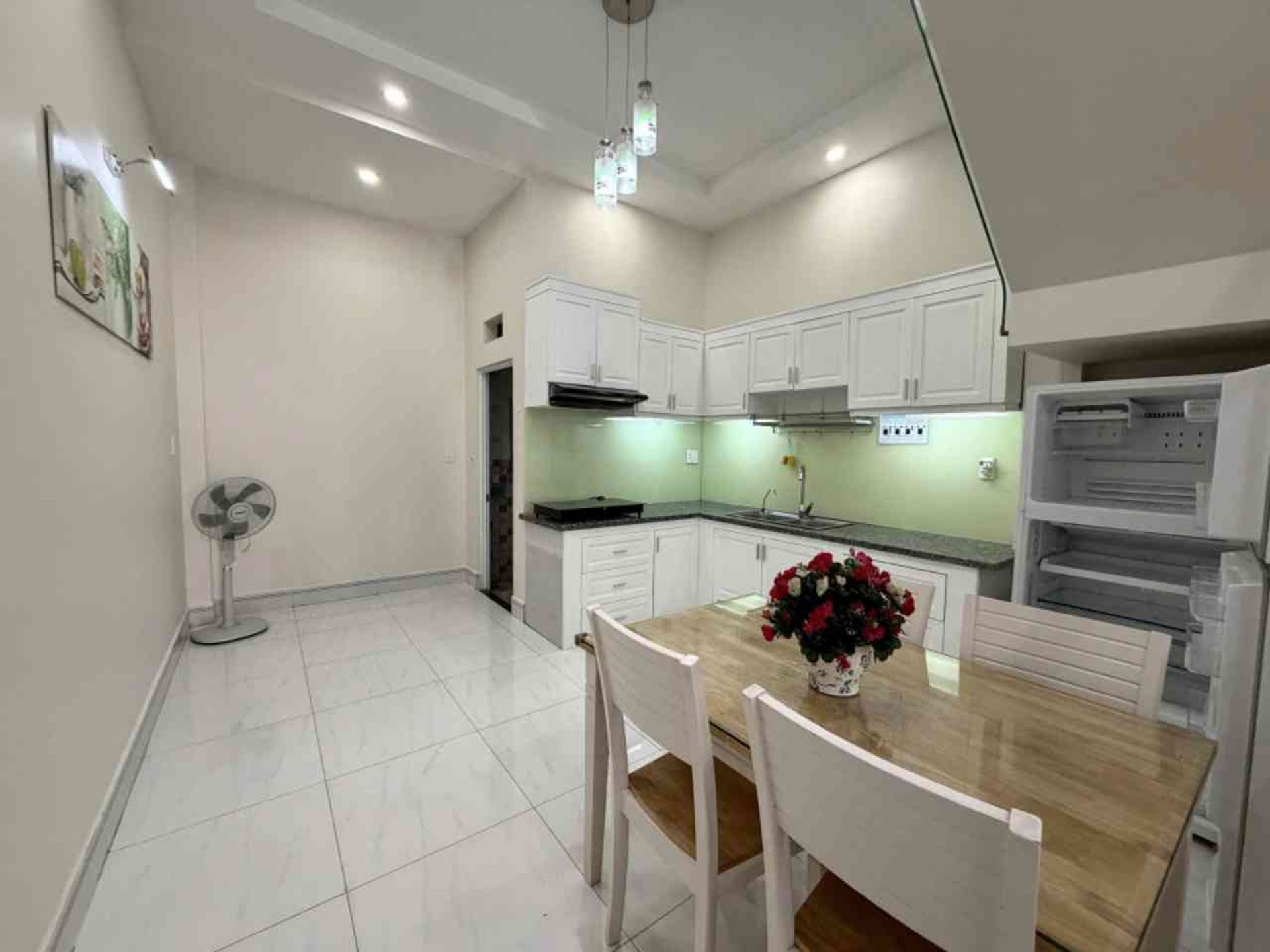 Nhà Mới Tinh , Đường 13, Vị Trí Đẹp, 3 Tầng , Mua Về Ở Liền, Bình Trưng , Quận 2