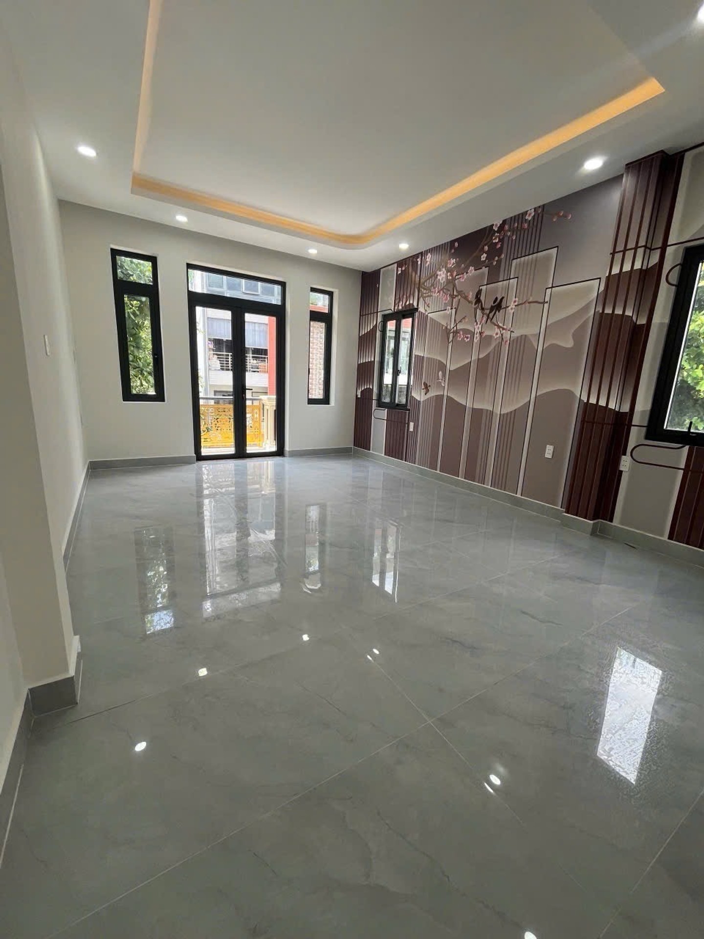 MTKD Trần Hưng Đạo, 95m2, ngang 4.5m, 4 tầng, 5PN, mới đẹp, Ở  KD, Chỉ 18 tỷ tl