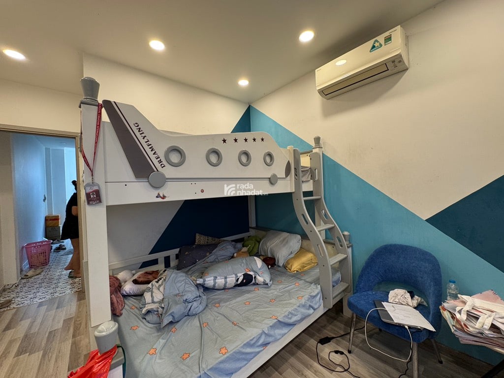 VỊ TRÍ ĐẸP, Ở VÀ KINH DOANH SIÊU TỐT - NHÀ 7 TẦNG MỚI ĐẸP THANG MÁY -  NGÃ 7 LÝ THÁI TỔ