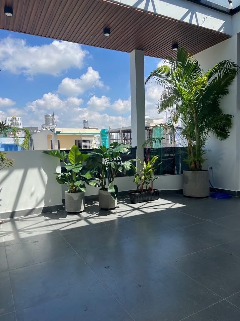 Bán Nhà Mặt Tiền Phạm Hữu Lầu, Quận 7 – Nhà Mới, Thang Máy, Nội Thất Cao Cấp- 18.6 Tỷ