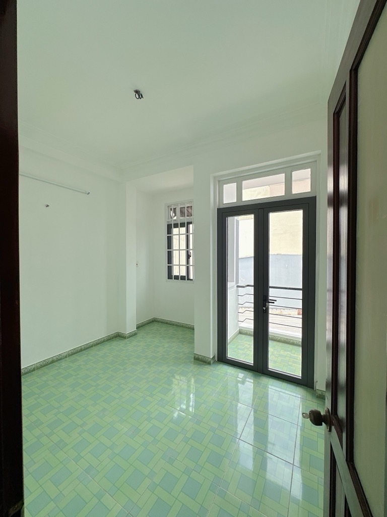 CẦN BÁN NHÀ  HẺM Ô TÔ THÔNG KHU VIP BÀU CÁT TÂN BÌNH- GẦN CHỢ TÂN BÌNH