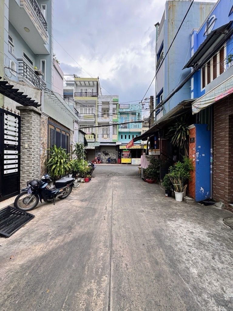 HXH 6m Nguyễn Nhữ Lãm, 68m2, 3PN, Ngay đường ẩm thực Tân Phú, chỉ 7.58 tỷ