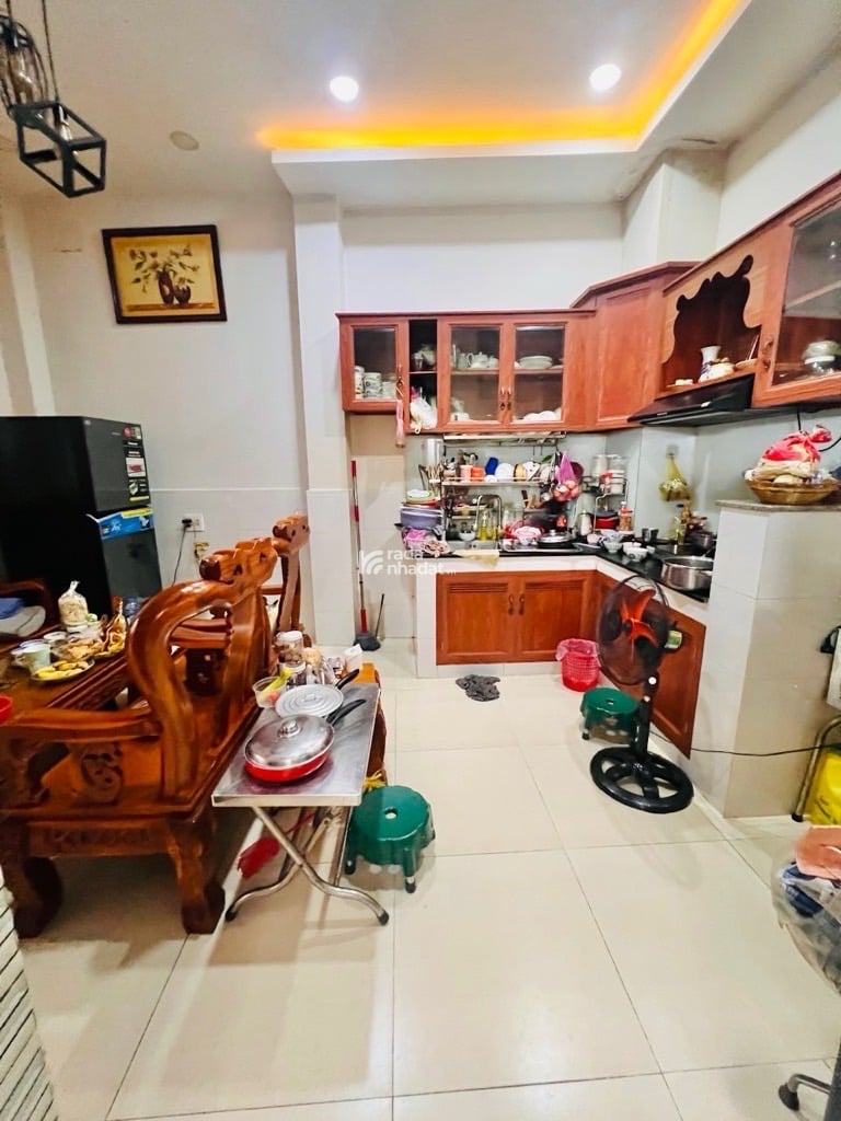 HẺM XE HƠI BÙI ĐÌNH TÚY, BÌNH THẠNH, 32M2 MỚI Ở NGAY. GIẢM 550TR CHỈ CÒN 6.2T TL 