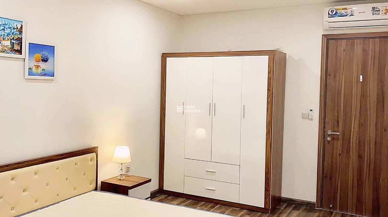 Cho thuê căn hộ Hà Đô Centrosa , quận 10 , 107m2, 3pn 2wc Full Nt Giá 25tr Lh 0933481089