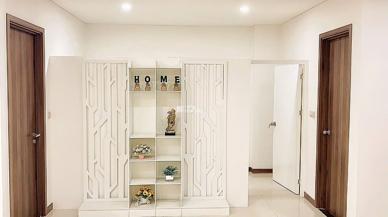 Cho thuê căn hộ Hà Đô Centrosa , quận 10 , 107m2, 3pn 2wc Full Nt Giá 25tr Lh 0933481089