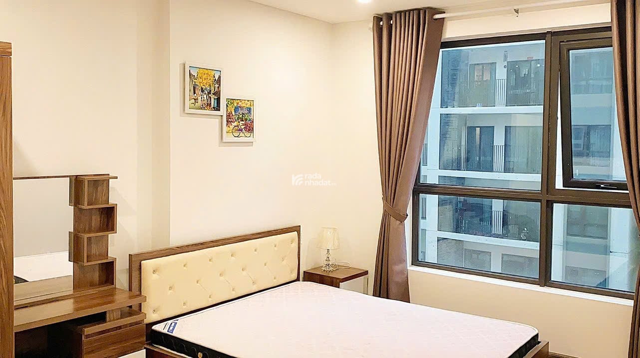 Cho thuê căn hộ Hà Đô Centrosa , quận 10 , 107m2, 3pn 2wc Full Nt Giá 25tr Lh 0933481089