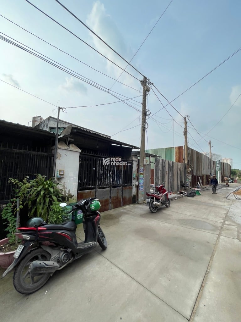 BÁN ĐẤT BÌNH TÂN 180M2 11.X TỶ 12X15M KDC VĨNH LỘC HỢP XÂY BIỆT THỰ CHDV