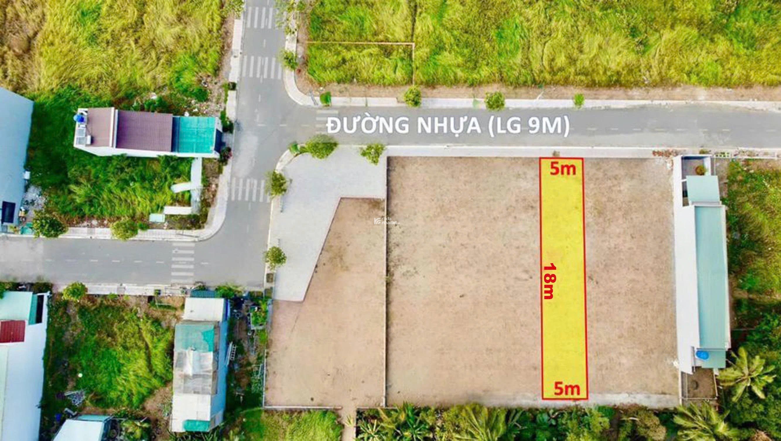 Chính chủ cần bán gấp lô đất ngay trung tâm thị trấn Đức Hoà
