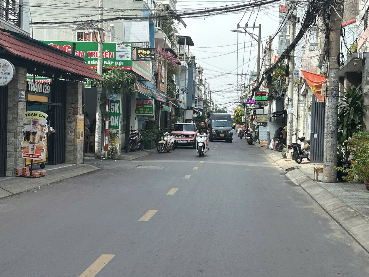 Bán CHDV mặt tiền 7m 148m2 6T 17PN T.Máy DT 70tr ngay CV Làng Hoa Lê Văn Thọ 29 tỷ hơn.