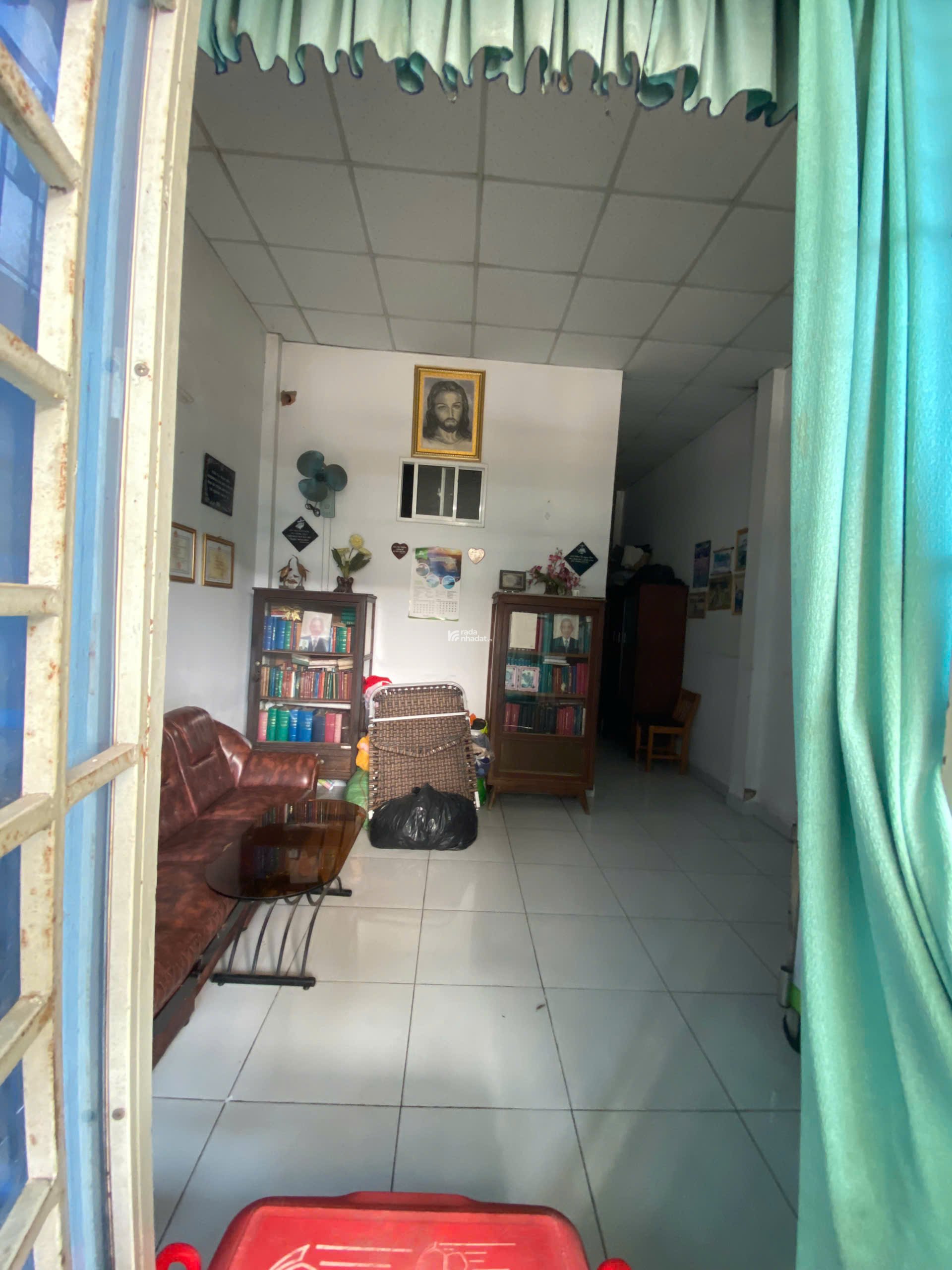 BÁN NHÀ ĐƯỜNG NGUYỄN VĂN QUÁ, HẺM XE HƠI, 4,3x19m