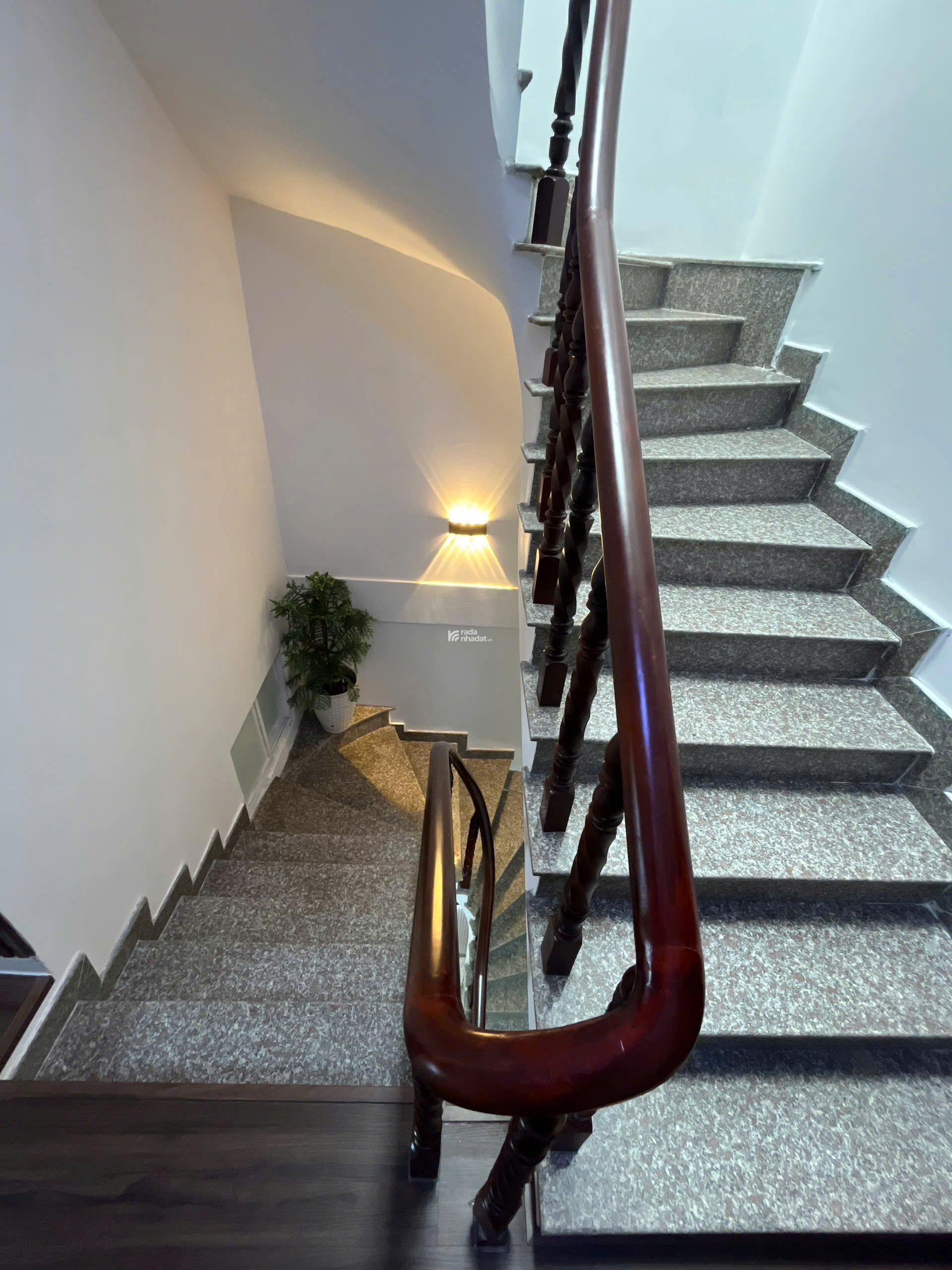 Chỉ 12,5 tỷ nhà đối diện công viên ở đường Số 54 Q6 (4 x 17) 